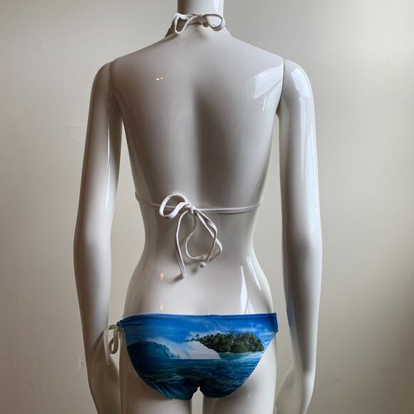 Aaron Chang plumeria white & blue floral bikini - Picture 6 of 10